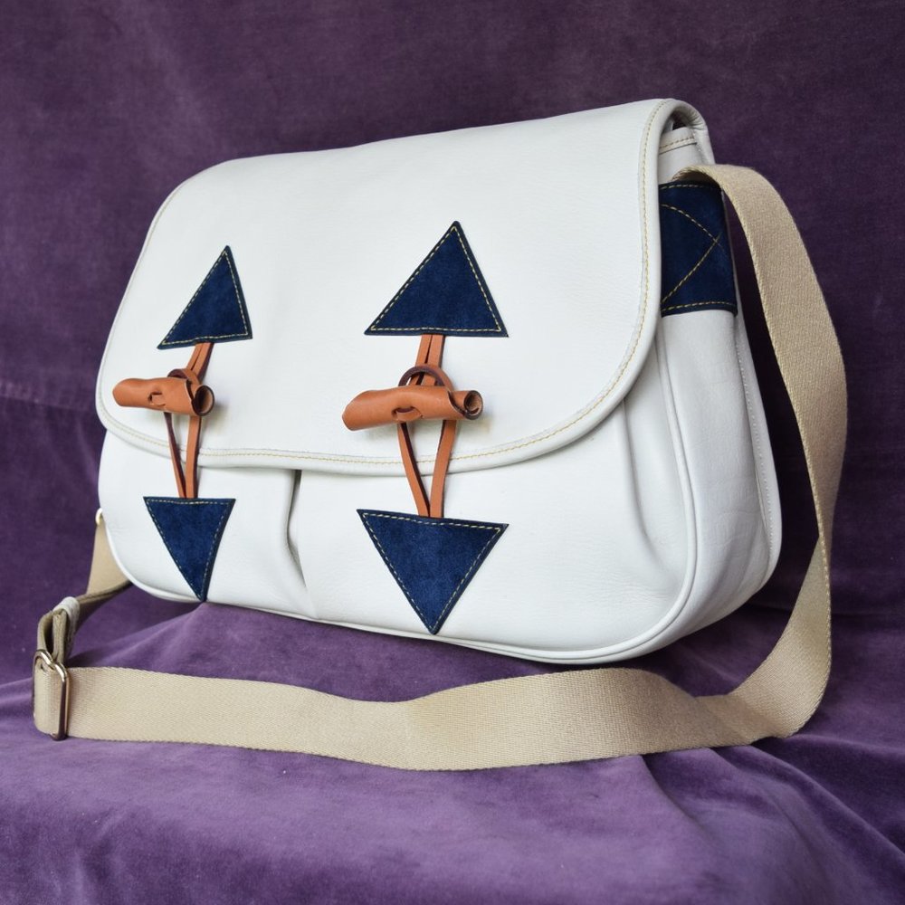 Dooney & Bourke Pebbled leather nubuck florentine - Picture 8 of 11
